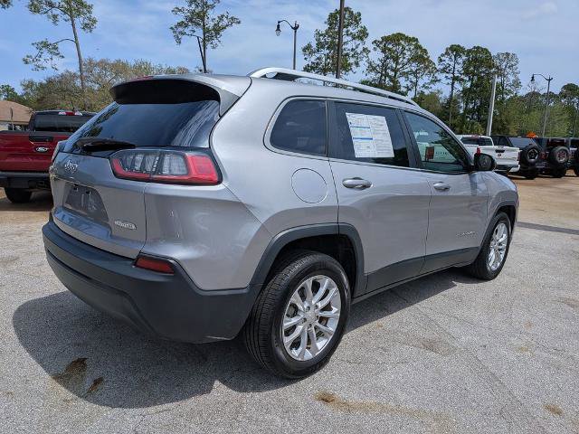 Used 2019 Jeep Cherokee Latitude w/ Popular Appearance Group FWD image 3