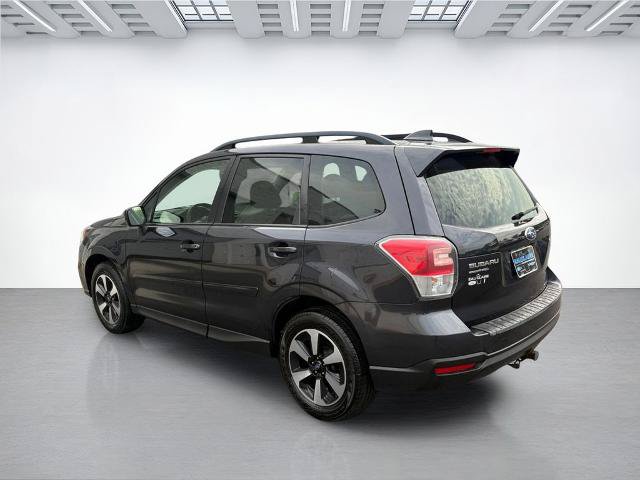 Used 2017 Subaru Forester 2.5i Premium AWD/4WD image 5