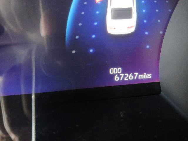 Used 2020 Toyota Camry XLE image 14