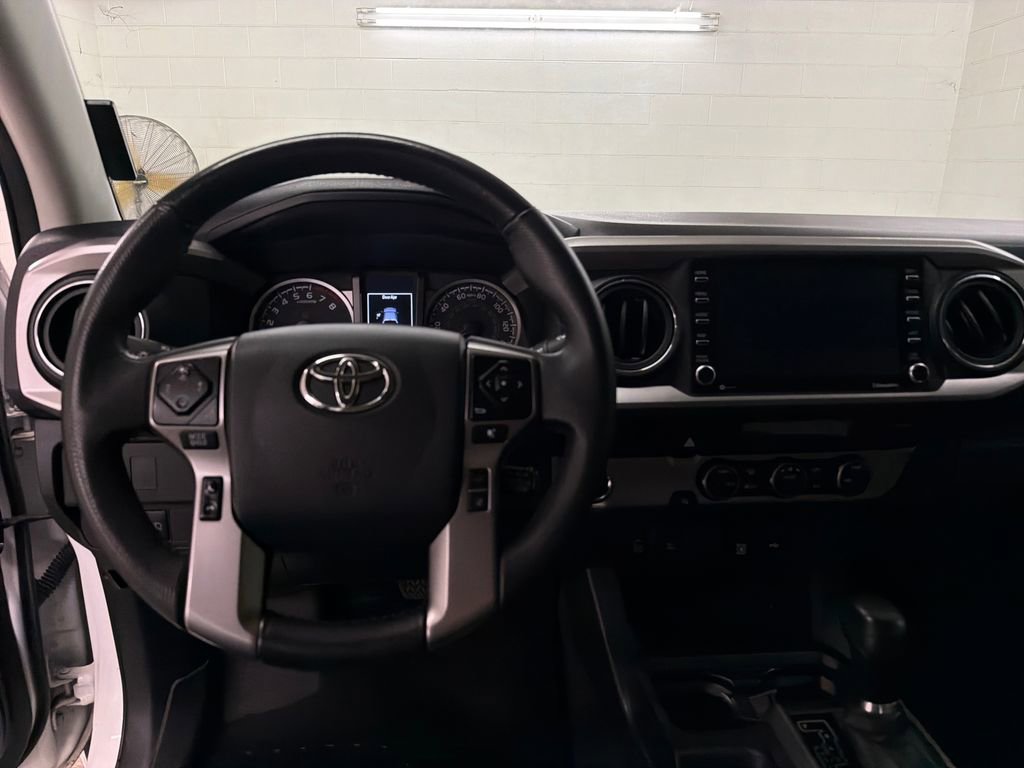 Used 2023 Toyota Tacoma SR5 w/ Technology Package RWD image 9