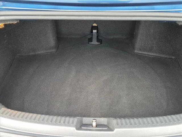 Used 2019 Volkswagen Beetle 2.0T S FWD image 17