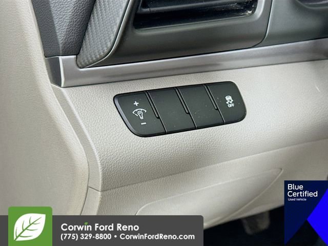 Used 2019 Hyundai Elantra SE image 14