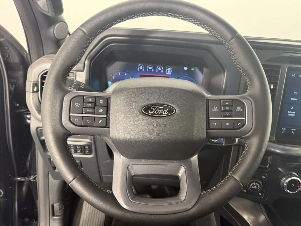 Certified 2025 Ford F150 Lariat w/ Equipment Group 502A High AWD/4WD image 22