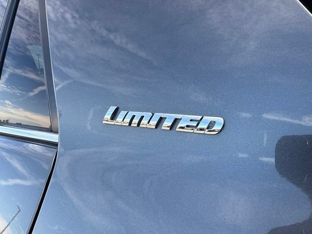 Used 2020 Toyota 4Runner Limited AWD/4WD image 9