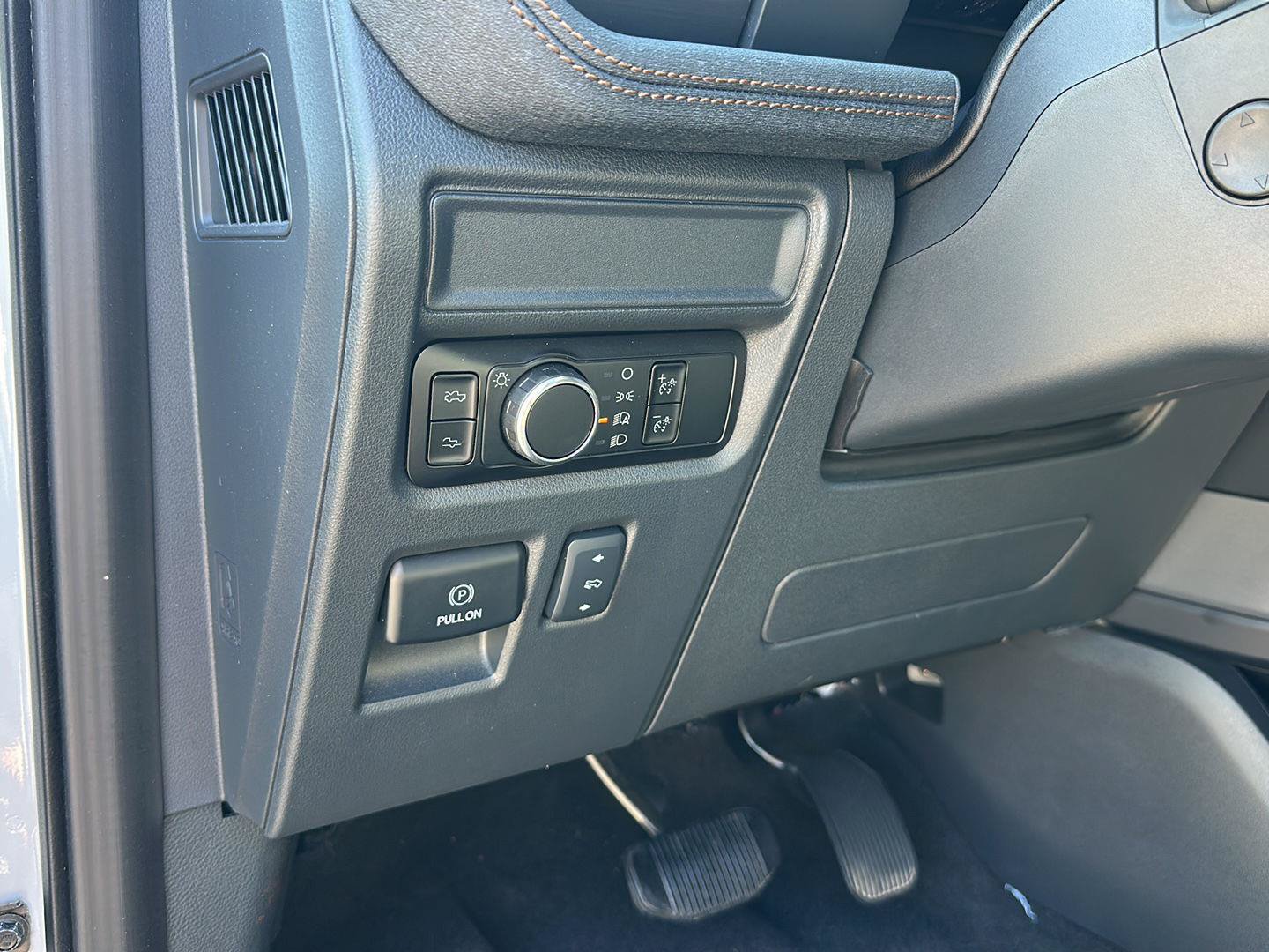 Certified 2025 Ford F150 Lightning Lariat AWD/4WD image 15