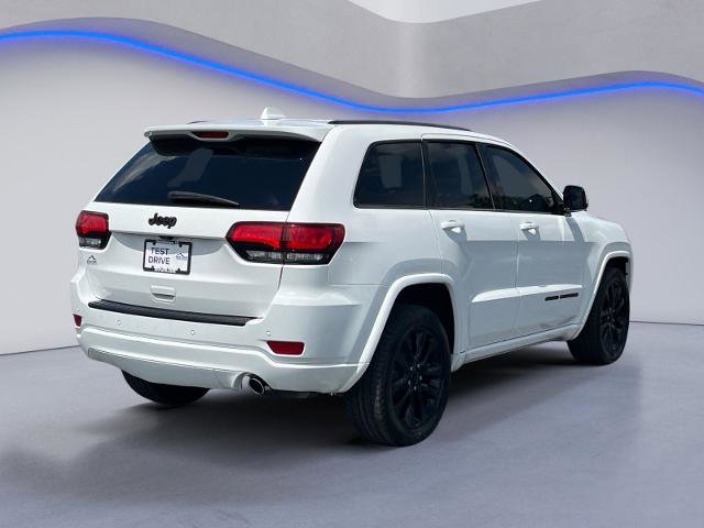 Used 2019 Jeep Grand Cherokee Altitude RWD image 6