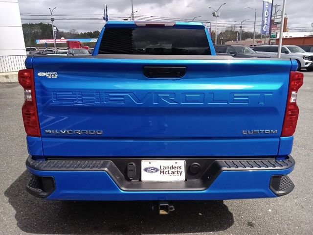 Used 2025 Chevrolet Silverado 1500 Custom w/ Turbomax Blackout Package image 4