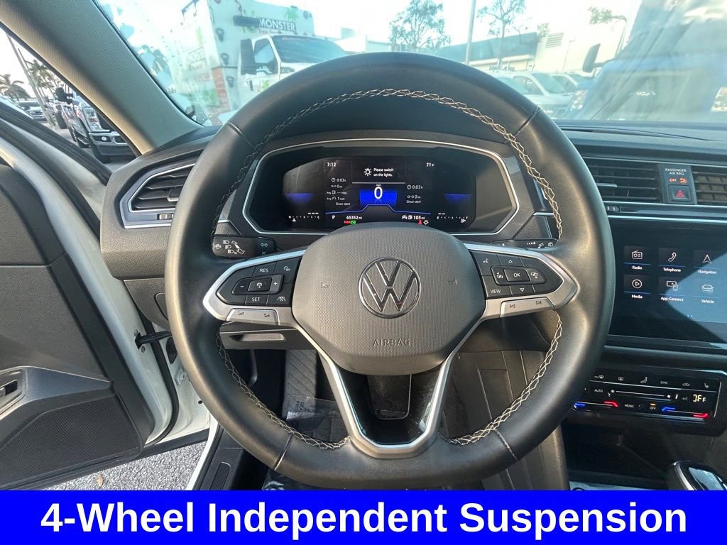 Used 2024 Volkswagen Tiguan SE image 9