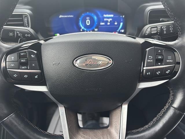 Certified 2021 Ford Explorer Platinum w/ Equipment Group 601A AWD/4WD image 26