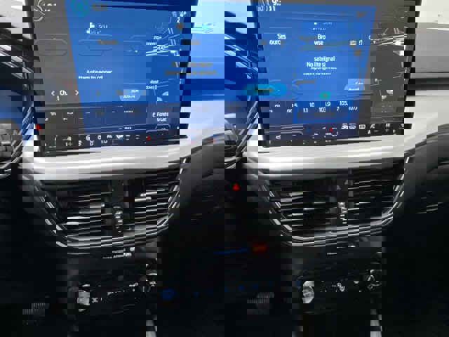 Certified 2024 Ford Escape Platinum image 26