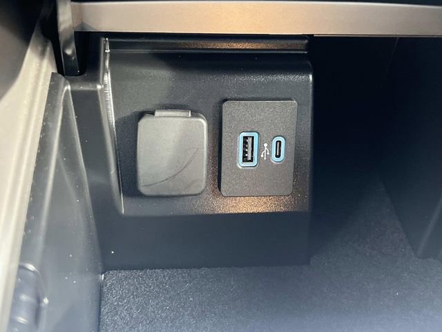 Certified 2023 Ford Explorer XLT w/ Equipment Group 202A image 26