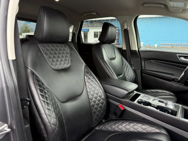 Certified 2024 Ford Edge Titanium AWD/4WD image 28