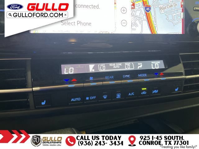 Used 2024 Toyota Sienna AWD image 28