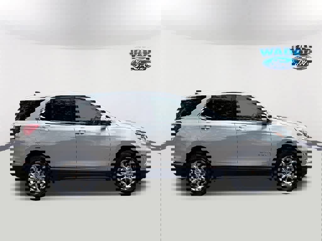 Used 2020 Chevrolet Equinox LT w/ LPO, Floor Liner Package image 4