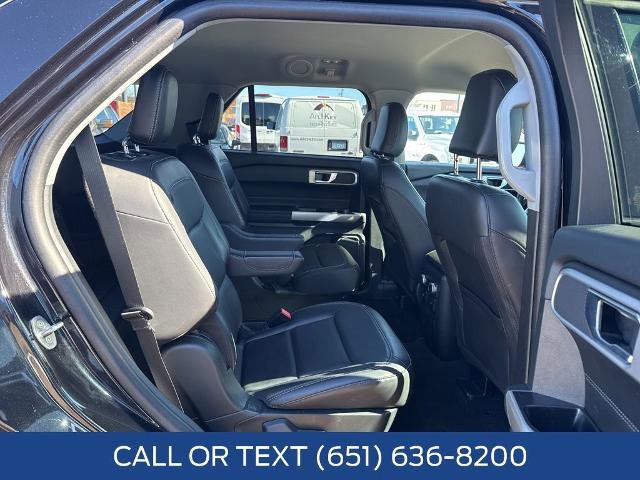 Certified 2022 Ford Explorer XLT w/ Equipment Group 202A AWD/4WD image 38