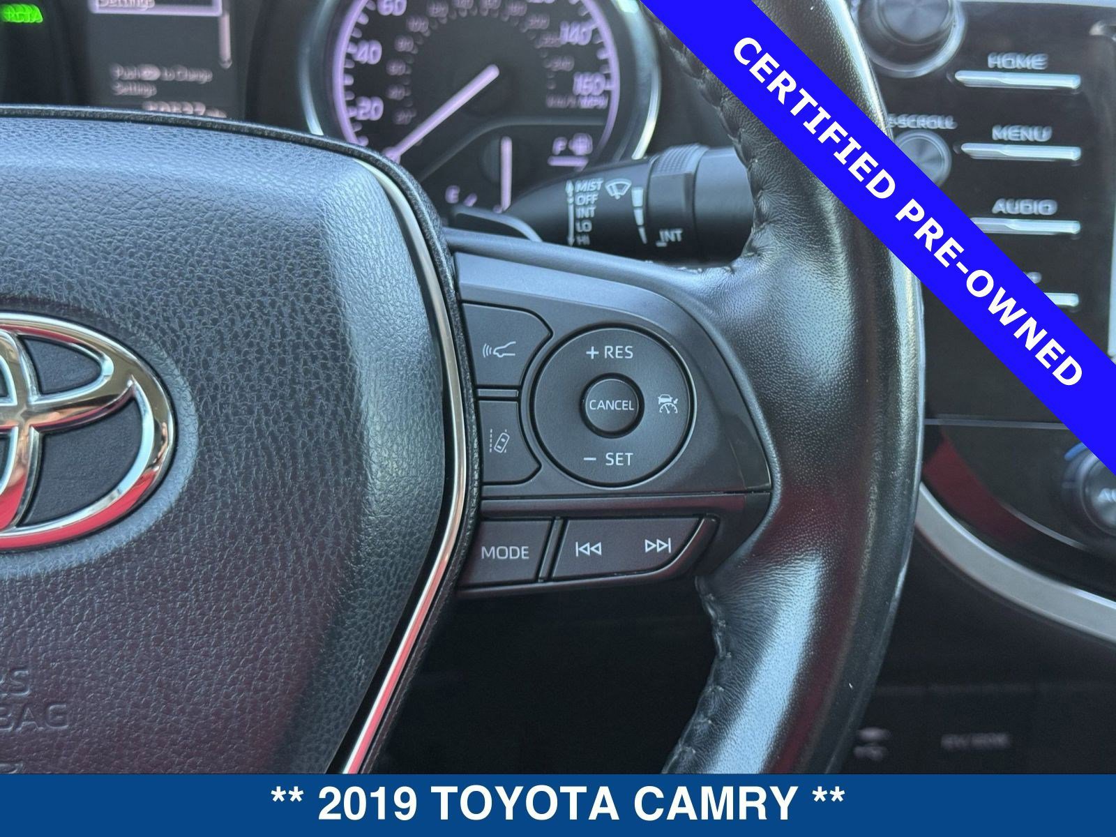 Used 2019 Toyota Camry SE image 23
