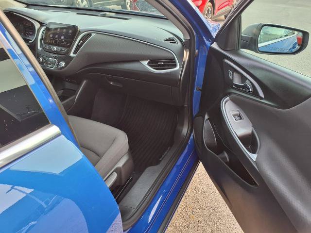 Used 2023 Chevrolet Malibu LS FWD image 25