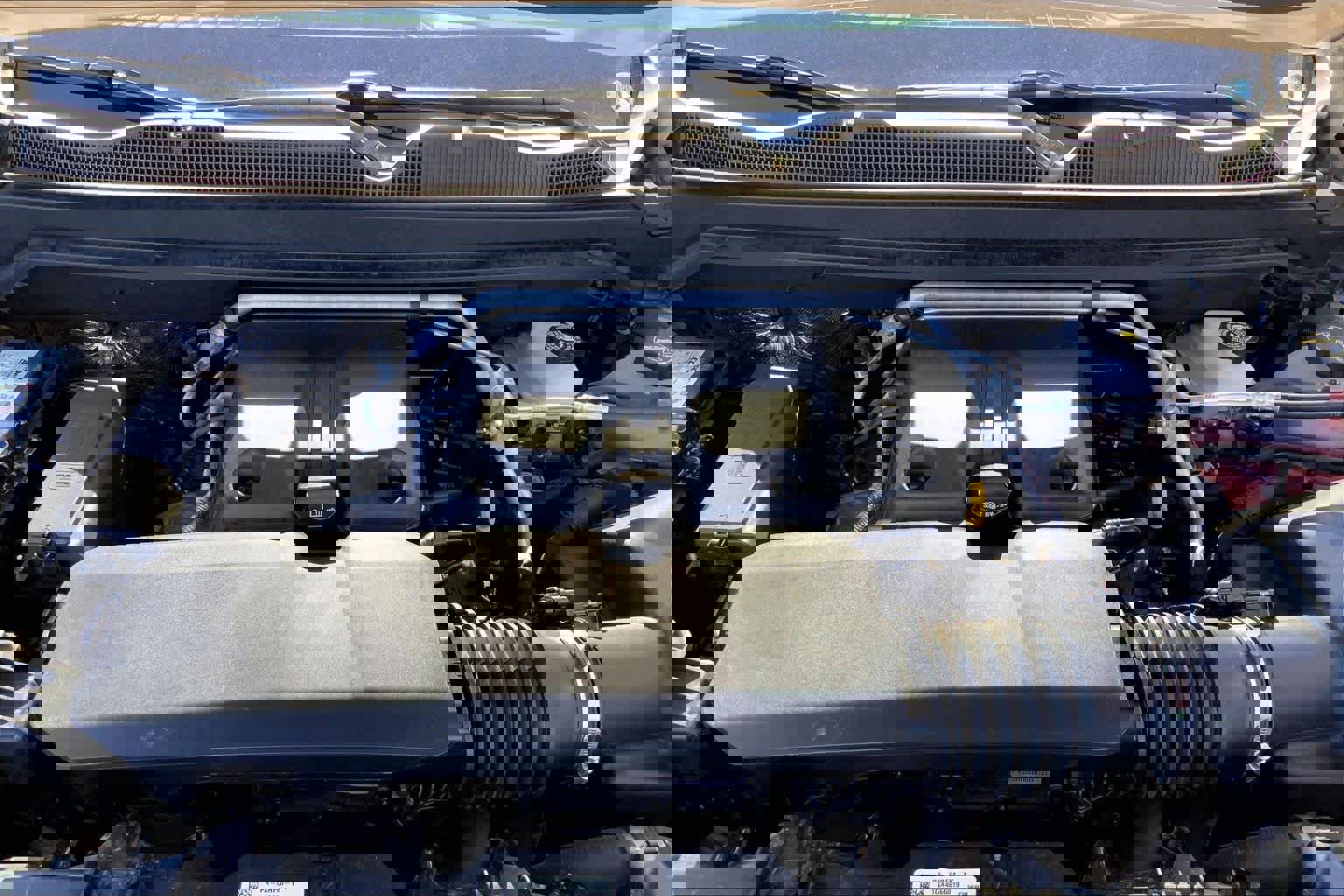 Used 2024 GMC Canyon AT4 w/ Technology Package image 32