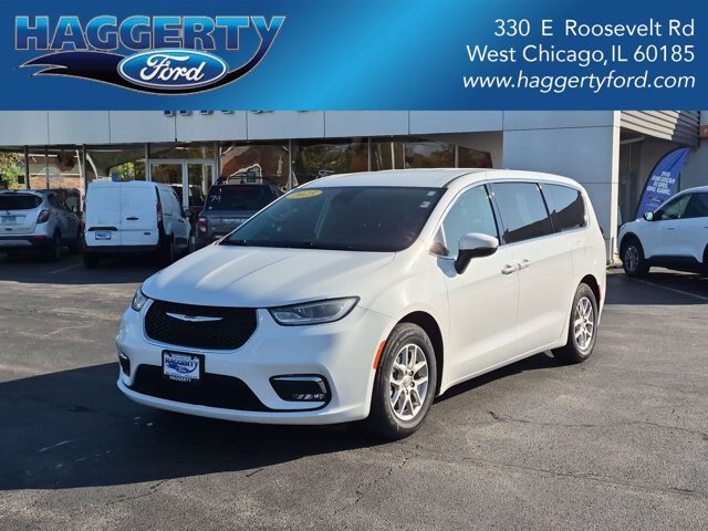 Used 2023 Chrysler Pacifica Touring-L
