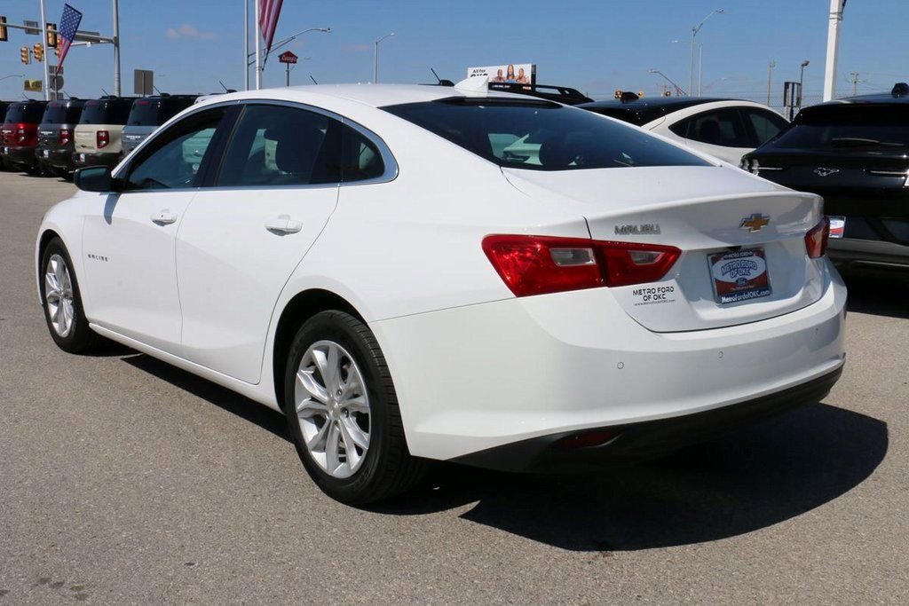 Used 2025 Chevrolet Malibu LT image 7