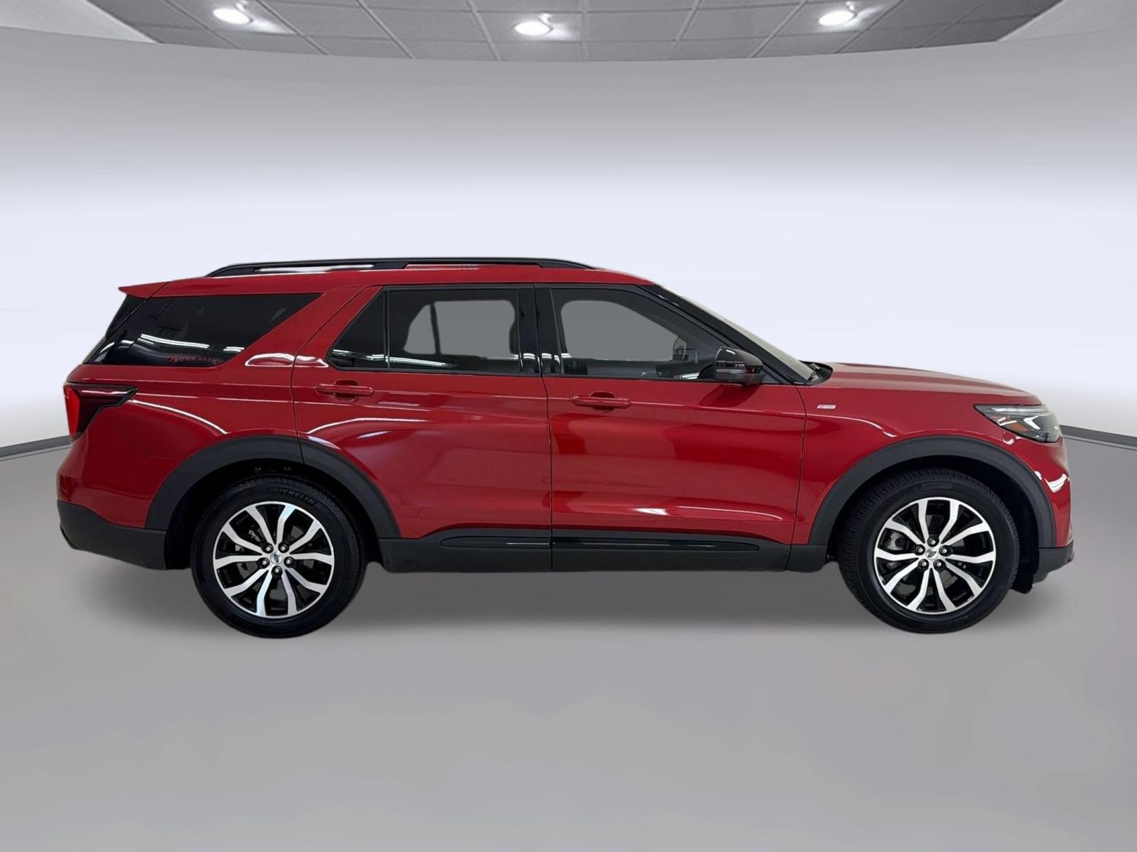Certified 2025 Ford Explorer ST-Line RWD image 8