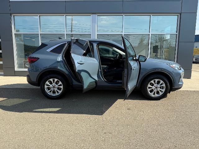 Certified 2023 Ford Escape Active w/ Tech Pack #2 image 7