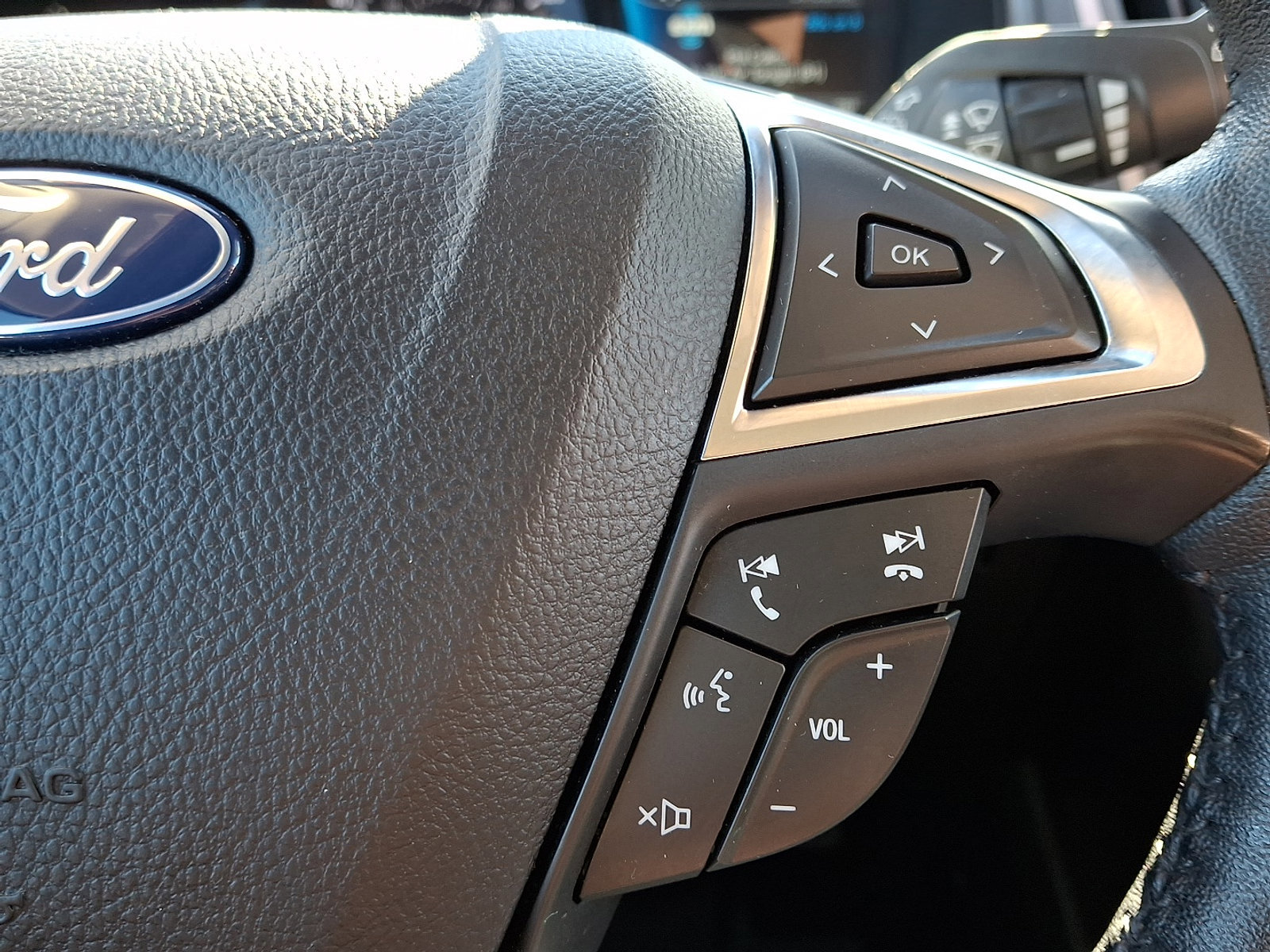 Certified 2022 Ford Edge SEL w/ Convenience Package image 21