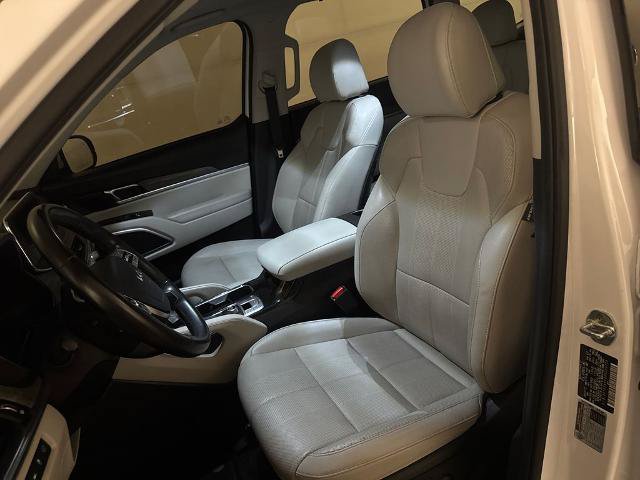 Used 2022 Kia Telluride EX w/ EX Premium Package FWD image 18
