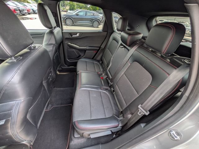 Certified 2023 Ford Escape ST-Line w/ Tech Pack #1 AWD/4WD image 18