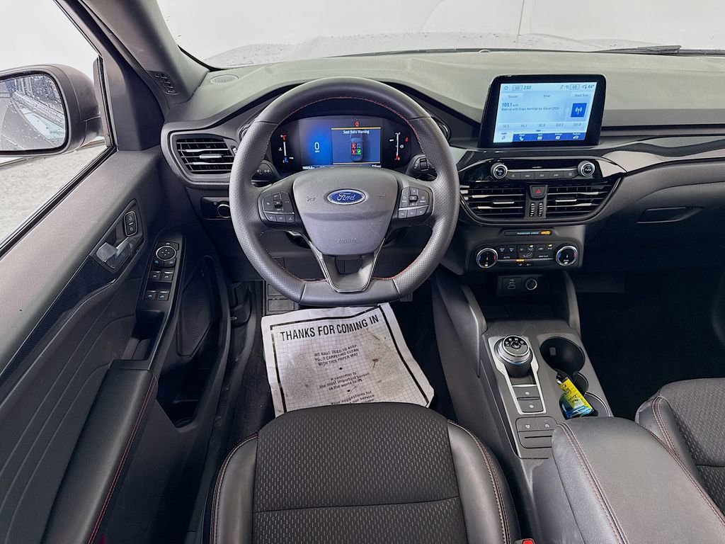 Certified 2025 Ford Escape ST-Line image 10