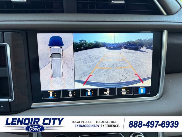 Used 2021 GMC Yukon Denali w/ Denali Premium Package AWD/4WD image 24