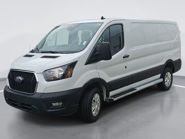 Certified 2025 Ford Transit 250 Low Roof w/ Exterior Upgrade Package RWD image 3