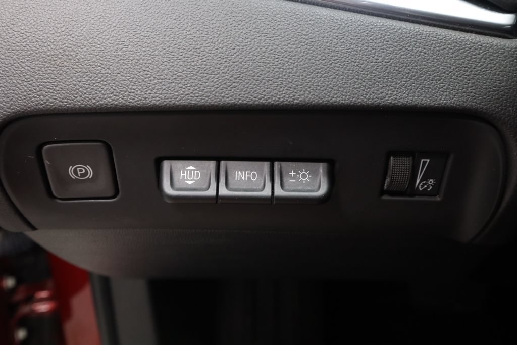 Used 2024 Buick Enclave Premium AWD/4WD image 28