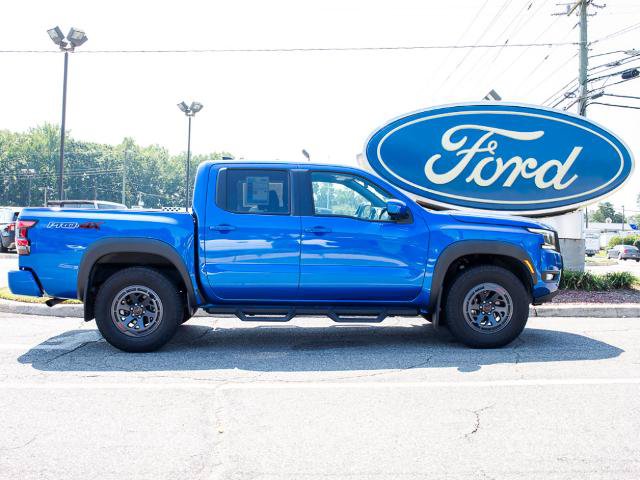 Used 2025 Nissan Frontier PRO-4X AWD/4WD image 1