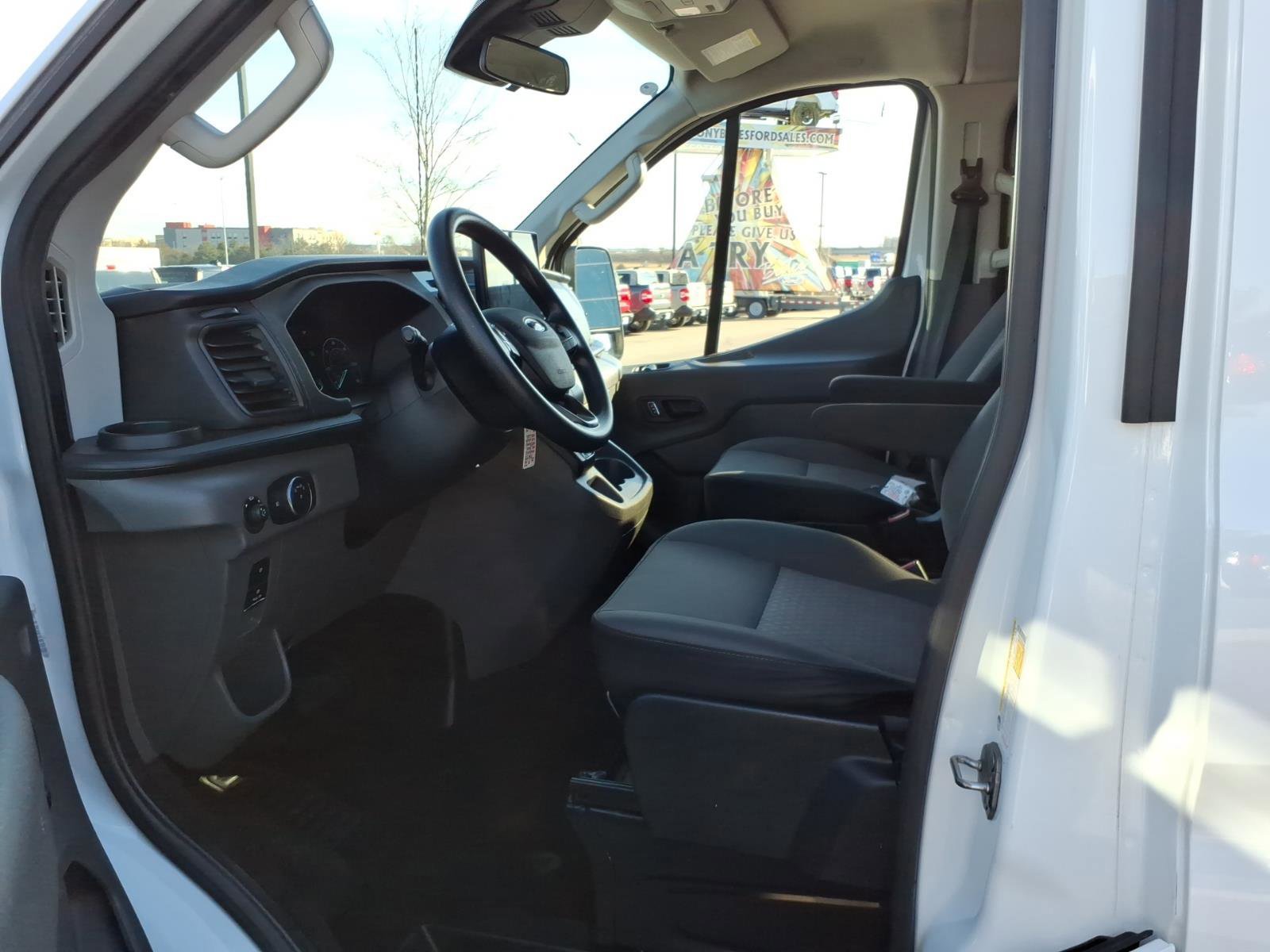 Certified 2023 Ford Transit 350 XLT image 12