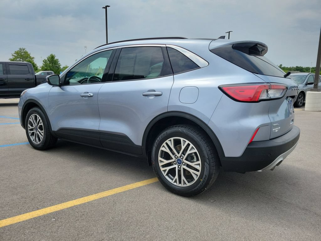 Certified 2022 Ford Escape SEL AWD/4WD image 3