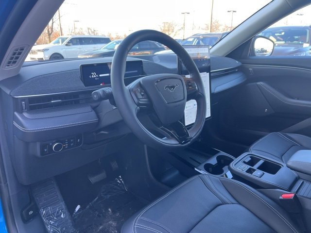 Certified 2025 Ford Mustang Mach-E Premium image 25