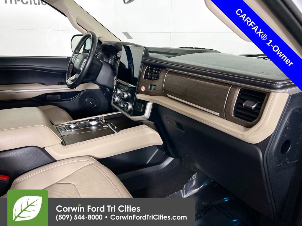 Certified 2024 Ford Expedition Limited image 32