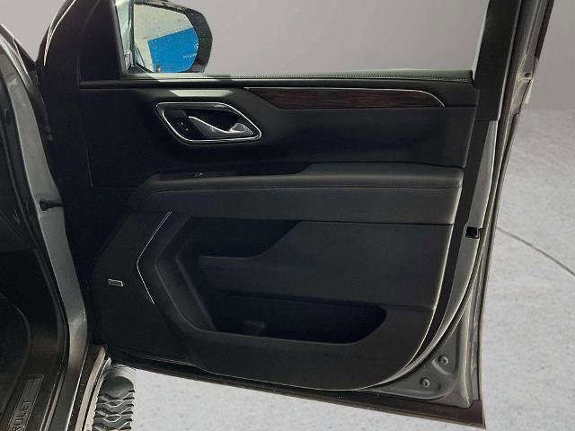 Used 2022 Chevrolet Tahoe Z71 w/ Luxury Package image 21