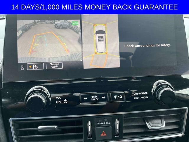 Used 2021 Nissan Armada SL w/ Captain's Chairs Package AWD/4WD image 16