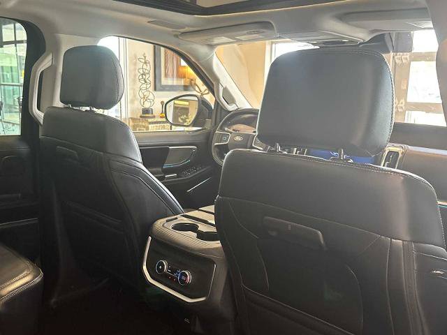 Certified 2025 Ford Expedition Platinum w/ Driver's Package AWD/4WD image 26