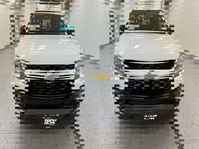 Used 2022 Chevrolet Colorado LT w/ LT Convenience Package image 4