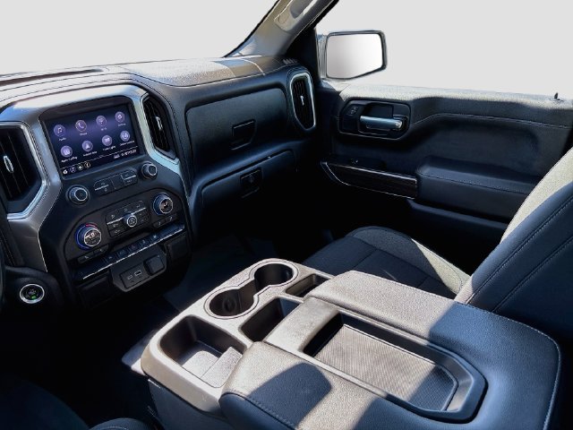 Used 2021 Chevrolet Silverado 1500 RST w/ LPO, Blackout Package AWD/4WD image 23