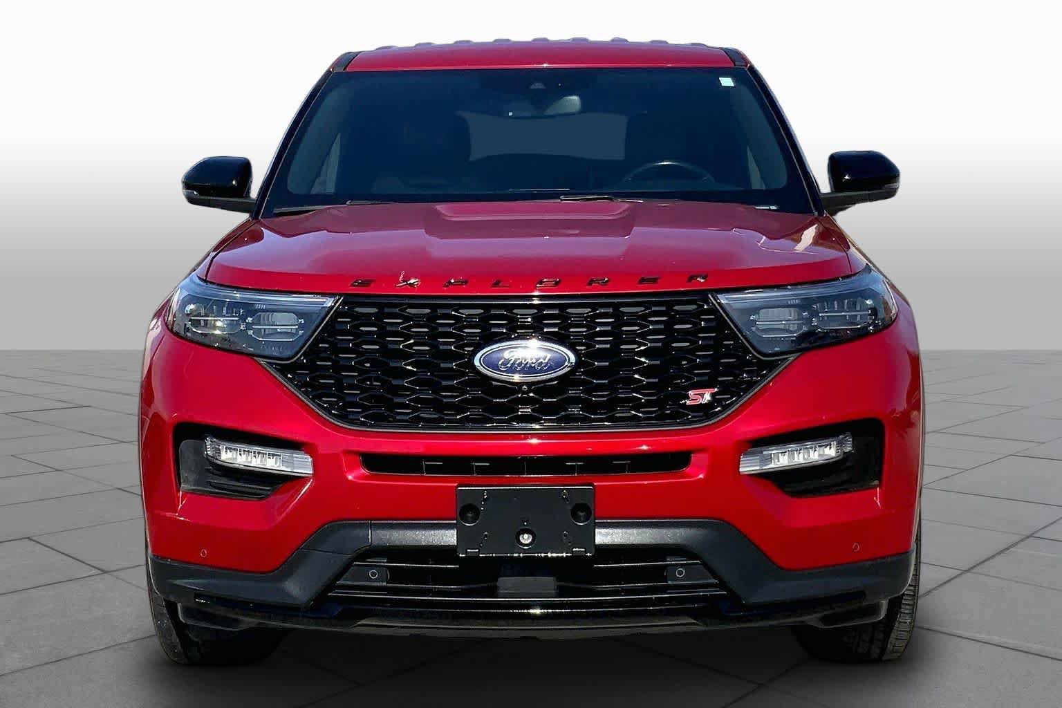 Certified 2022 Ford Explorer ST w/ Equipment Group 401A AWD/4WD image 4