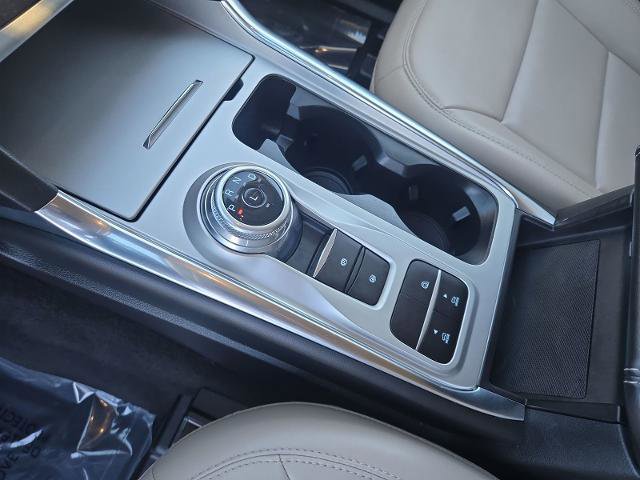 Certified 2022 Ford Explorer XLT w/ Equipment Group 202A image 25