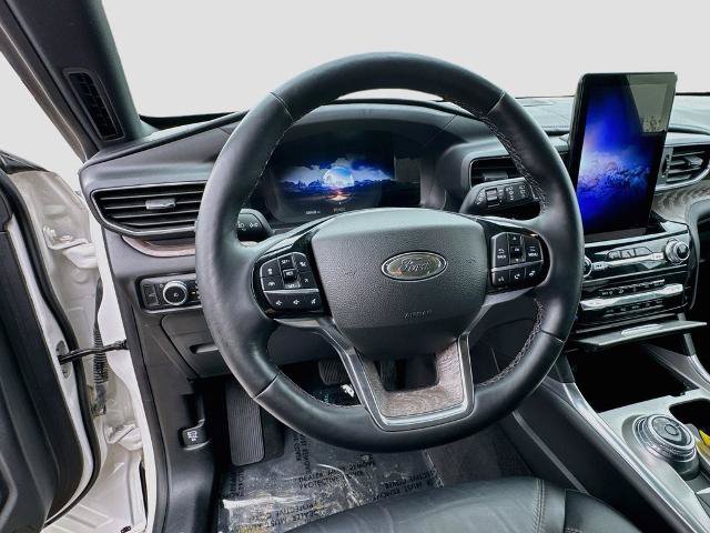 Certified 2022 Ford Explorer Platinum w/ Equipment Group 601A AWD/4WD image 10