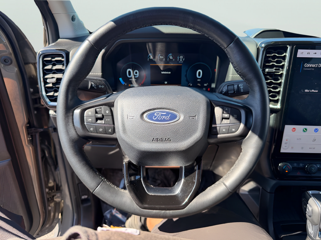 Certified 2025 Ford Ranger Lariat w/ FX4 Off-Road Package AWD/4WD image 20