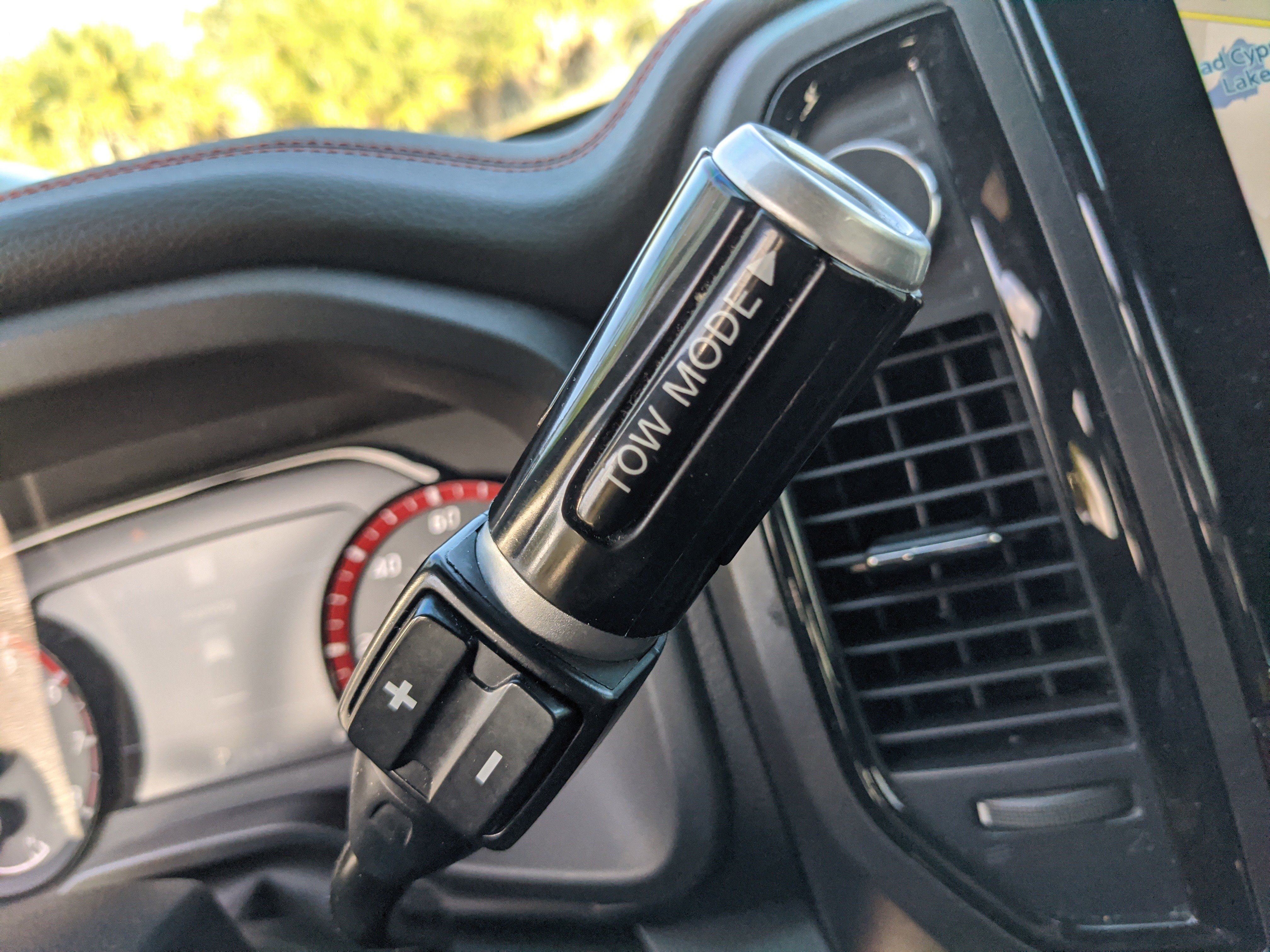 Used 2021 Nissan Titan PRO-4X w/ Pro-4x Convenience Package image 30