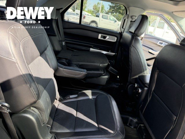 Certified 2023 Ford Explorer Limited w/ Equipment Group 301A AWD/4WD image 35