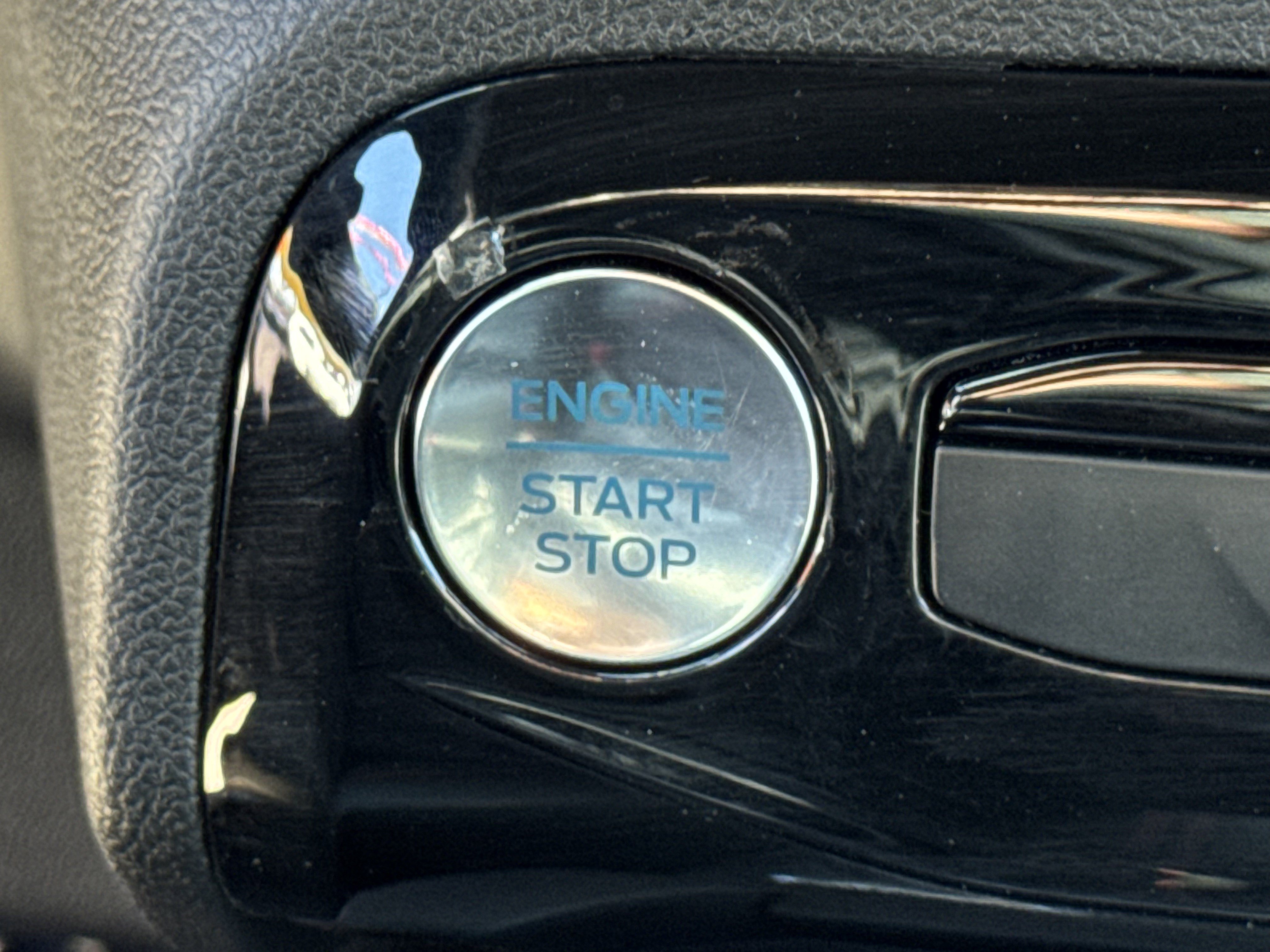 Certified 2023 Ford Escape ST-Line w/ Tech Pack #1 image 21